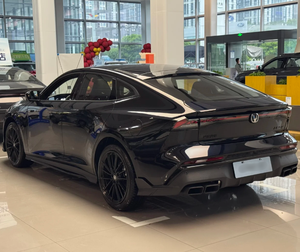 Sedán Deportivo Automático Turbo de 1.5T Usado del 2025, Rendimiento de Conducción Suave, Interior Espacioso y Confortable, Suministrado desde Japón - Product Image 2