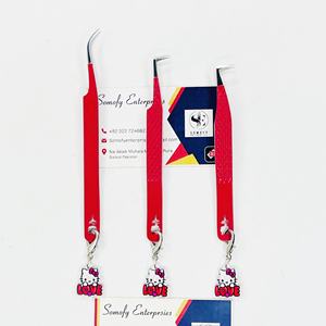 แหนบติดขนตา Hello Kitty รุ่นมืออาชีพจาก Somofy Enterprises ผลิตจากสแตนเลสอย่างดี ทนทาน ด้ามจับสีแดง - Product Image 1