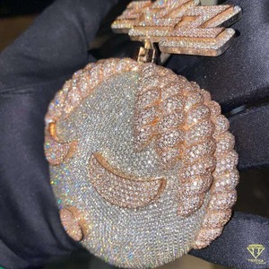 Exportador indio 925 Colgantes de moissanita de plata fina Pieza de joyería elegante o atemporal para uso diario a precio de fábrica - Product Image 3