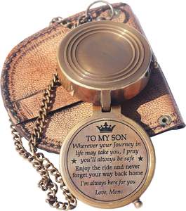 Boussole de poche écologique en cuivre gravé pour hommes, boussole classique avec étui en cuir, cadeau religieux inspirant, design circulaire - Product Image 3