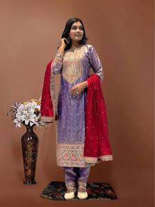 Última colección de tela de seda Salwar Kameez para mujer con diseño de bordado para ropa de Festival - Product Image 4