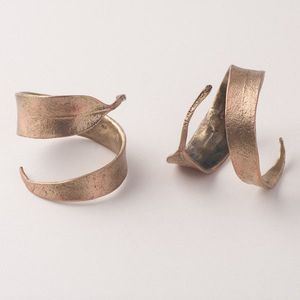 Elegant decorative rustic metal napkin <b>ring</b> for farmhouse dining table setting during <b>family</b> gatherings and special celebrations - Product Image 3