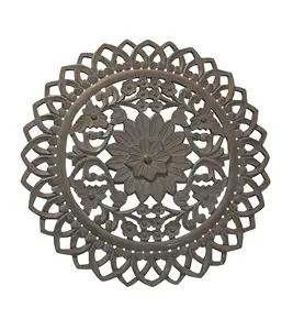 Art mural rond en bois sculpté à la main de 36 pouces avec sculpture florale en détresse marron sheesham mur d'art fait main - Product Image 1