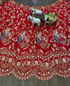 Vêtements de mariage nuptiale dernière arrivée 2022 meilleure qualité concepteur lourd deux tons soie Lehenga Choli meilleur fournisseur de prix de Surat - Product Image 5