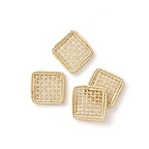 Dessous de verre carré classique élégant Décoration de table et accessoires élégants - Product Image 1