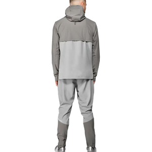 Chándal cortavientos de algodón Premium para hombre Odm Designer Winter Running Set con chaqueta y pantalones cortos de moda y funcional - Product Image 2