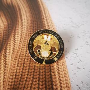 ชุดเครื่องเพชรปลอกคอสุนัขสีฟ้าเครื่องราชกกุธภัณฑ์ - Product Image 3