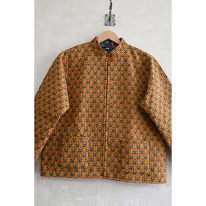 Chaqueta de Algodón Acolchada Reversible Hecha a Mano Ecológica, Estampado Floral en Bloques, Manga Larga, Cierre de Botones, Ropa de Invierno Sostenible - Product Image 2