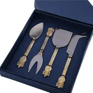 Juego de cubiertos de diseño de lujo, cucharas y tenedores decorativos elegantes, perfectos para ajustes de mesa de comedor finos y decoración del hogar - Product Image 3