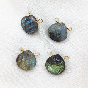 Labradorita 12mm corazón flor tallado 925 plata esterlina chapado en oro alambre envuelto colgantes labradorita calor encantos regalo para ella - Product Image 1