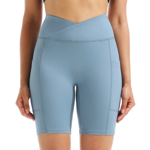 Pantalones cortos de yoga sin costuras de alto rendimiento con cintura elástica Ropa de gimnasio personalizada para entrenamiento Fitness Patrón sólido - Product Image 1