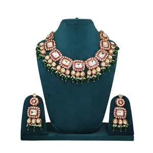 Conjunto de Gargantilla de Aleación Kundan Polki con Esmalte Rojo y Cuentas Verdes, Bañado en Oro de 24k, Ideal para Novias y Joyería Fina, Regalo Perfecto - Product Image 2