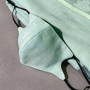 Sudadera con Capucha Unisex Verde Menta con Capucha Forrada de Satén Dorado, Sudadera de Felpa Suave, Ropa de Calle, Sudadera Personalizada Lisa para Invierno - Product Image 5