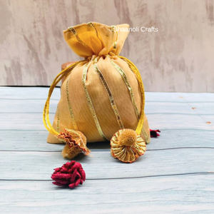 Pochettes élégantes en organza Gota avec cordon de serrage en dentelle Potli Bag Weddings Traditional Print Potli with Gota Work Bag for Evening Party - Product Image 2