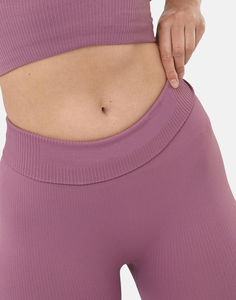 ชุดโยคะคุณภาพสูงสำหรับผู้หญิง ชุดออกกำลังกาย ชุดกีฬา ระบายอากาศได้ดี สีม่วง ชุดฟิตเนสสำหรับผู้หญิง - Product Image 4