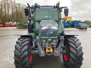 Tracteur à chenilles automatique Fendt 211 Vario 100 CV 4 roues motrices d'occasion en bon état Longue durée de vie des composants principaux Pompe Engrenage Moteur Boîte de vitesses - Product Image 2