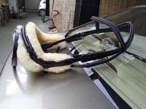 Brida de caballo de cuero anatómico de alta calidad, cómoda banda para la nariz de piel de oveja con costuras elegantes para saltos, equitación y carreras - Product Image 4