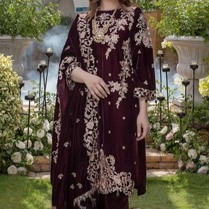 TRAVAIL DE BRODERIE ÉLÉGANTE INDIEN/PAKISTANI SUR KURTA, PANTALON AVEC ROBE DUPATTA LOURDE POUR robe de fête pour fête/mariage = 2023 - Product Image 1