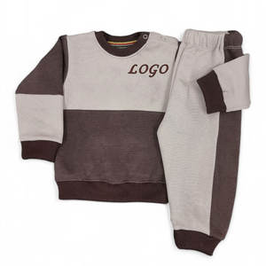 Nuevo Conjunto Deportivo de Sudadera y Pantalones Deportivos para Niños, Talla Grande, Personalizado, de Poliéster/Algodón, con Estampado Sólido, para Niños Pequeños - Product Image 2