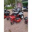 Cortadora de Césped de Giro Cero LZX921GKA60600 2021, de Alto Rendimiento y Uso Comercial para Mantenimiento de Propiedades y Jardinería - Product Image 2