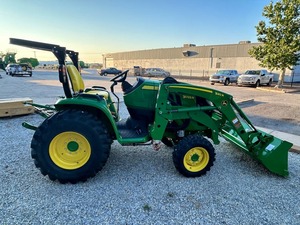Tracteur agricole d'occasion de qualité supérieure John pour tracteur Deere 3033R à vendre - Product Image 2
