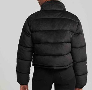 Col rond à manches longues Top qualité Logo personnalisé hiver chaud col en fourrure veste bouffante femmes vestes bouffantes vestes bulle - Product Image 2