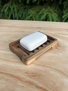 Jabonera de madera de nogal elegante, diseño Natural pulido para una decoración elegante del hogar en el baño o la cocina - Product Image 3