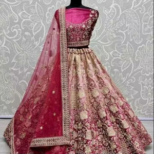 Colecciones de Terciopelo para Novias Indias FZBELLA con Trabajo Zarkhan por Fabzone - Product Image 1