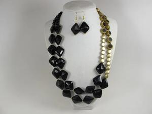 Collier de perles en résine multicolore, collier ras du cou personnalisé de Fashion Gallery, perles de verre en forme de cœur, broderie colorée, fête - Product Image 6