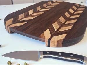 Planche à découper et plateau de service en bois, forme rectangulaire durable, épaisseur de 12 mm, passe au lave-vaisselle - Product Image 2