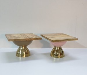 Soporte de pastel de Metal hecho a mano de latón AK, Color dorado, acabado con soporte decorativo de mármol superior para pastel para ocasión de boda/restaurante - Product Image 4