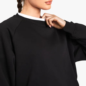 Sudadera de ropa deportiva de talla grande para mujer con logotipo personalizado OEM, sudadera de lana negra con capucha, diseño deportivo para entrenamiento de invierno, sudaderas con capucha al por mayor - Product Image 4