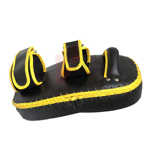 แผ่นรองต่อยมวยแบบโค้ง สำหรับมวยไทย คิกบ็อกซิ่ง MMA และการฝึกซ้อมแบบโฟกัส ทนทานต่อการต่อยและเตะ - Product Image 6