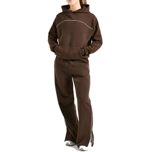Conjunto Deportivo para Mujer, Color Marrón, con Capucha, 100% Algodón, Manga Larga, Color Sólido, Corte Regular, Sudadera y Pantalones - Product Image 1