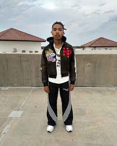 Sweats à capuche Nouvelle arrivée Sweats à capuche d'hiver de qualité supérieure pour hommes Vêtements décontractés Respirant Sweats à capuche pour hommes pour adultes Logo personnalisé Service OEM - Product Image 1