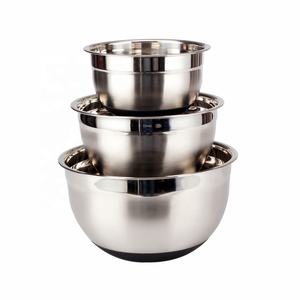 Juego de 3 Tazones de Acero Inoxidable Pulido con Base Antideslizante de Silicona, Aptos para Lavavajillas - Product Image 1