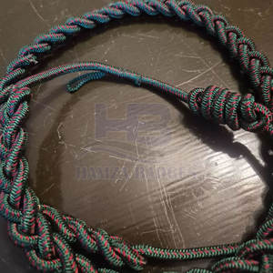 Cordon d'épaule en nylon personnalisable, motif tressé, boucle auto-agrippante en polyester durable, service OEM pour usage cérémoniel/formel - Product Image 2