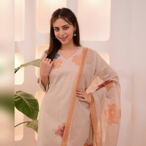 ชุดกางเกงคุर्ติผ้าฝ้ายสีชมพูพร้อมผ้าคลุมไหล่สำหรับขายส่ง ผู้จัดจำหน่ายสำหรับสั่งซื้อจำนวนมาก สำหรับชุดสตรีแบบดั้งเดิมของอินเดีย - Product Image 3