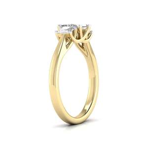 Bague solitaire en diamant taille princesse croissant 0,60 ct, couleur F, clarté VS, diamant cultivé en laboratoire en or 14 carats, cadeau d'anniversaire de mariage - Product Image 6