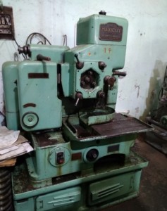 เครื่องขึ้นรูปเฟือง Maxicut 2a Drummond Bros. - Product Image 5