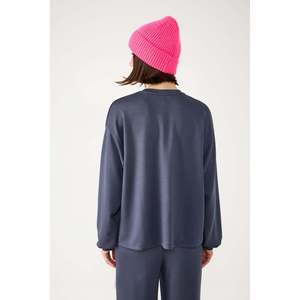 Sudadera de Cuello Redondo - Product Image 5