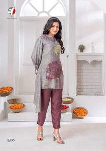 งานมือเครปหนักของนักออกแบบล่าสุดพิมพ์ชุด Kurti โดย Fab Zone - Product Image 3