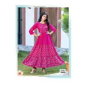 ชุดกาวน์ผ้าเรยอนบริสุทธิ์พิมพ์ลายหลากสีสำหรับงานแต่งงานและงานปาร์ตี้ - Product Image 1