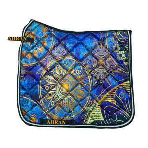 Doublure en polycoton imprimé coloré Tapis de selle de cheval respectueux de l'environnement Dressage Western English avec mousse Satin pour l'équitation - Product Image 1