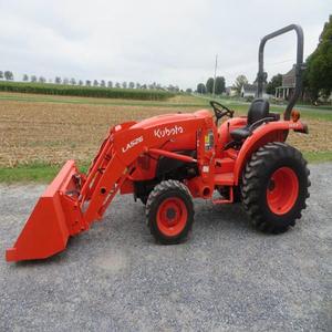 El mejor precio KUBOTA LA526 4WD Tractor diésel Nueva condición Tractor de rueda para caminar con motor KUBOTA y Motor para agricultura - Product Image 5