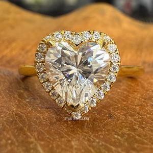 Bague de fiançailles solitaire en or massif 14 carats avec diamant taille cœur certifié IGI CVD, style halo, luxe chrétien - Product Image 2