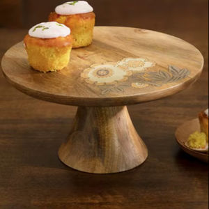 Soporte para pasteles de madera de mango, diseño floral, nuevo y de lujo, muy vendido. - Product Image 1