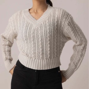 Pull en coton tricoté chaud d'hiver pour femme, col en V, respirant, style streetwear, avec logo frontal personnalisable - Product Image 5
