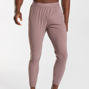 กางเกงจ็อกเกอร์เอวยางยืดแบบลำลองสำหรับผู้ชายกางเกงวิ่งแบบปรับแต่งได้คุณภาพสูงดีไซน์แบบกำหนดเองได้ฉลากแฟชั่นที่ดีที่สุดในระดับต่ำ - Product Image 1