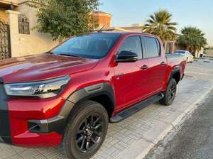 Sedán de Lujo Usado 2022, Volante a la Izquierda, Tracción Delantera, Asientos de Cuero, Control de Crucero, Techo Panorámico, Visión Trasera 360° - Product Image 2